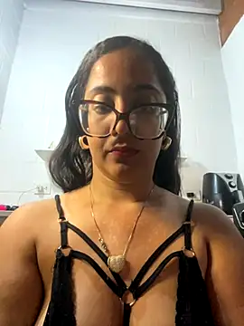 Jessyivonne online show from 19, 10, 2025