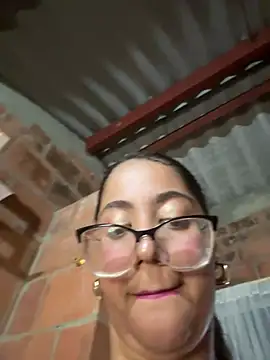 Jessyivonne online show from 28, 4, 2026