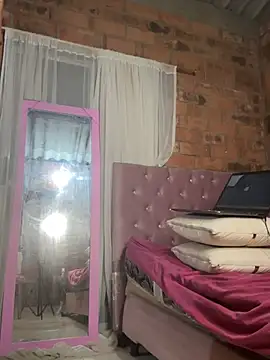 Jessyivonne online show from 28, 4, 2026