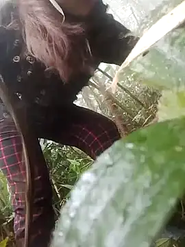 lusy-bae online show from 4, 12, 2025