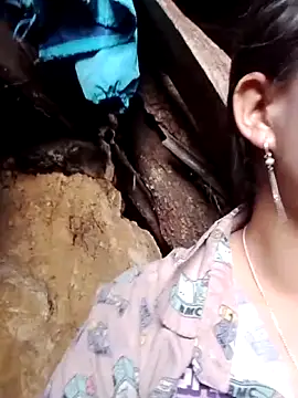 lusy-bae online show from 26, 10, 2025