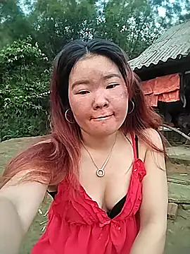 lylylove online show from 4, 5, 2026