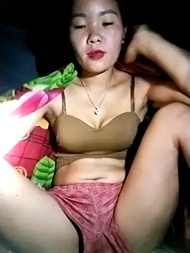 lylylove online show from 28, 9, 2025