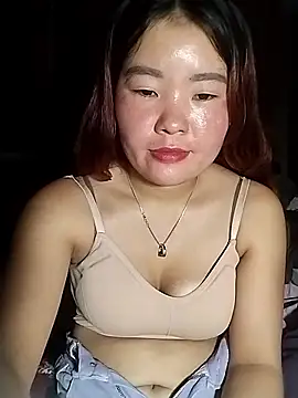 lylylove online show from 22, 5, 2026