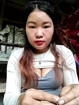 lylylove online show from 27, 9, 2025