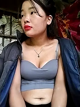 lylylove online show from 25, 9, 2025