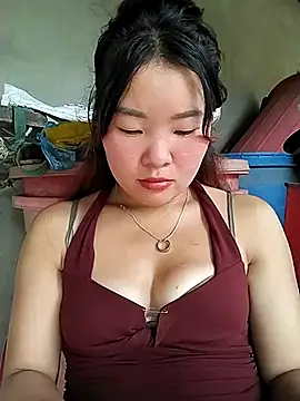 Snapshot of lylylove chatting on 11, 7, 2026 lylylove online show from 11, 7, 2026
