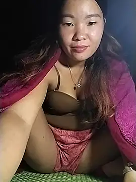 lylylove online show from 1, 11, 2025