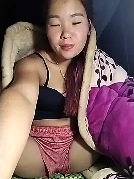 lylylove online show from 24, 11, 2025