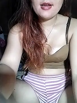 Snapshot of lylylove chatting on 1, 6, 2026 lylylove online show from 1, 6, 2026