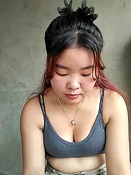 lylylove online show from 21, 3, 2026