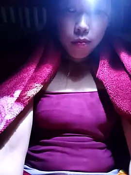 Ngocmi909 online show from 17, 11, 2025