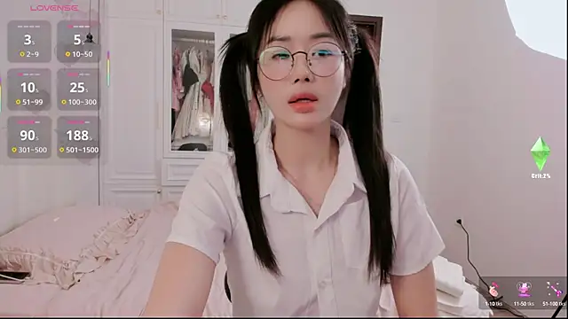 strawberry-ni online show from 14, 10, 2025