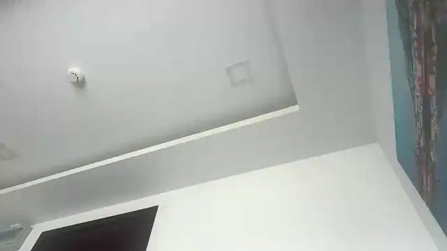 JuicyBlackD83 online show from 25, 11, 2025