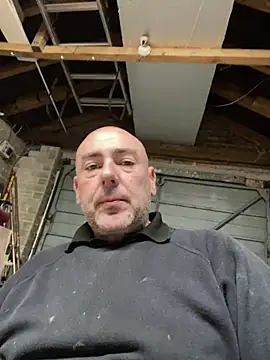 Richmcgee online show from 14, 4, 2026