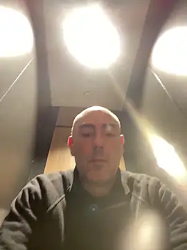 Richmcgee online show from 6, 3, 2026