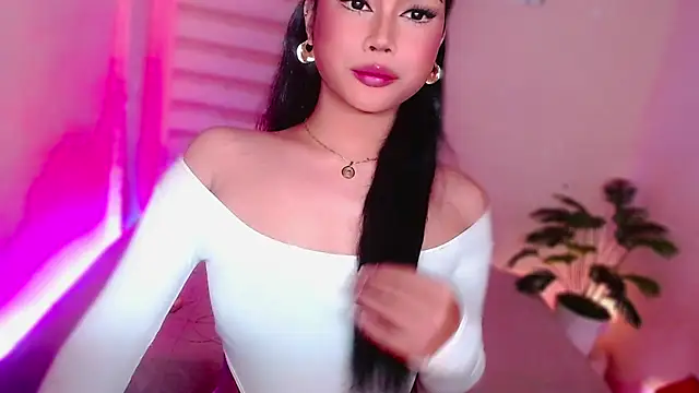 Snapshot of MissRumi_Hunter chatting on 17, 5, 2026 MissRumi Hunter online show from 17, 5, 2026