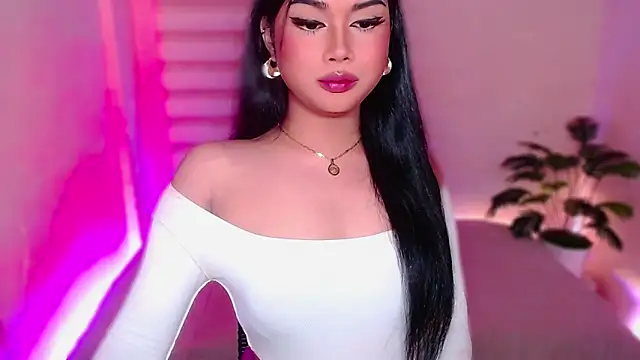 Snapshot of MissRumi_Hunter chatting on 19, 5, 2026 MissRumi Hunter online show from 19, 5, 2026