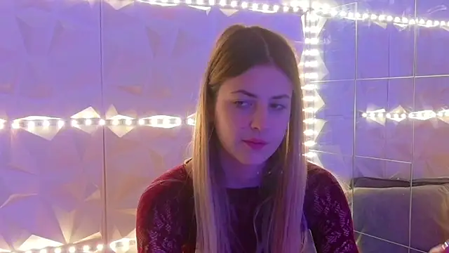 Aishha  online show from 22, 12, 2025