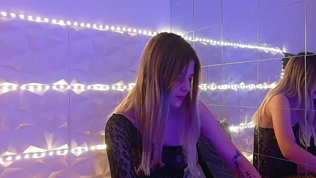 Aishha  online show from 31, 10, 2025