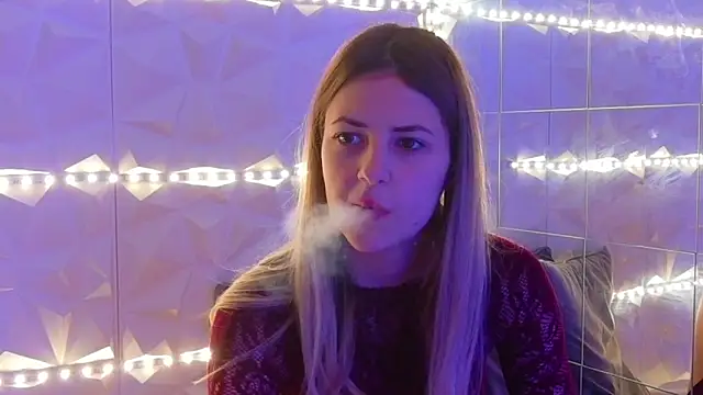 Aishha  online show from 25, 11, 2025