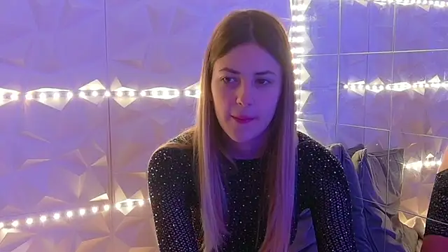 Aishha  online show from 18, 12, 2025