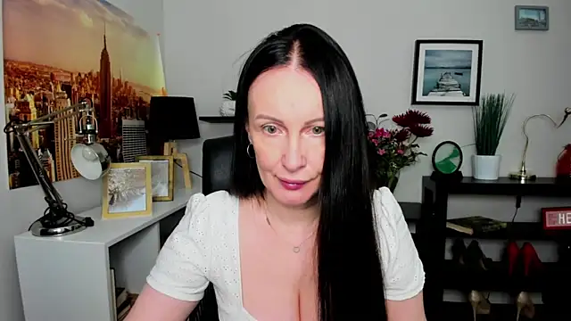 Velvet Jasmine online show from 16, 9, 2025