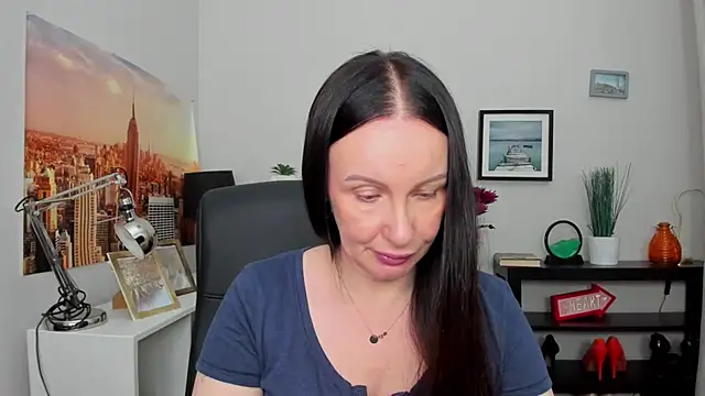 Velvet Jasmine online show from 6, 10, 2025