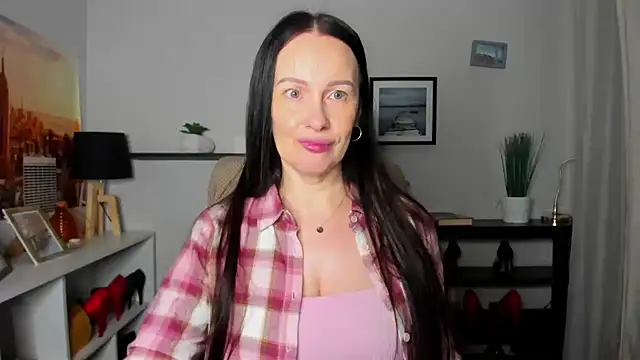 Velvet Jasmine online show from 15, 12, 2025