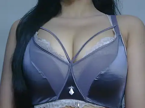 Snapshot of Glamorous_Aditi chatting on 4, 2, 2026 Glamorous Aditi online show from 4, 2, 2026