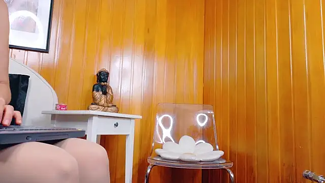 Zafiro Gem  online show from 15, 10, 2025