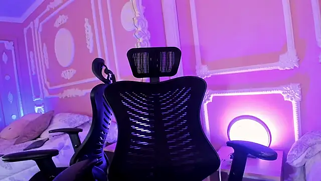 aitana johns online show from 23, 10, 2025