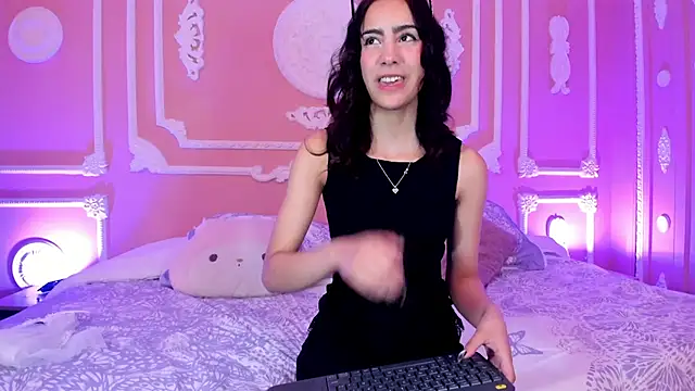 aitana johns online show from 30, 10, 2025