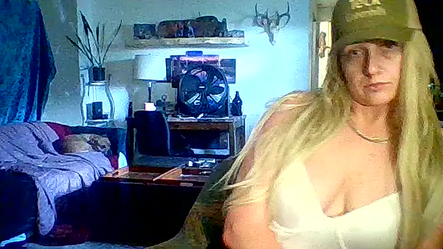 cutiekayls online show from 22, 6, 2026