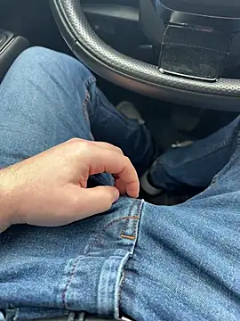 Dmnk2011 online show from 25, 3, 2026