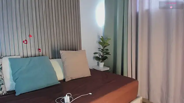 HelenaCole- online show from 14, 2, 2026