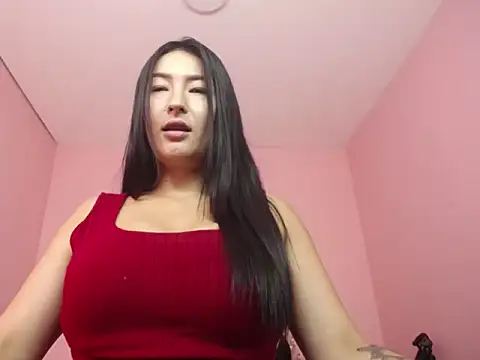 Isabella Mendez  online show from 3, 11, 2025