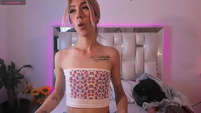 Darlyn tenderhot   online show from 28, 2, 2026