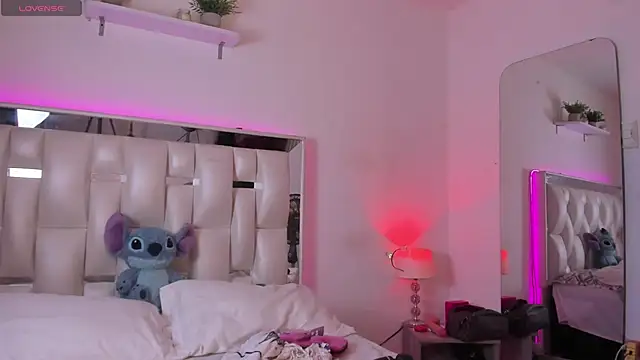 Darlyn tenderhot   online show from 17, 3, 2026