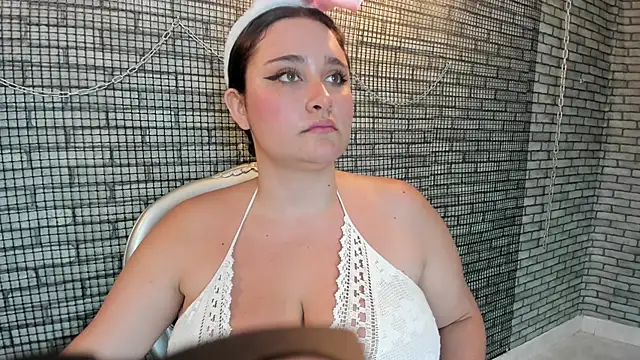 Snapshot of Briana_24 chatting on 26, 2, 2026 Briana 24 online show from 26, 2, 2026