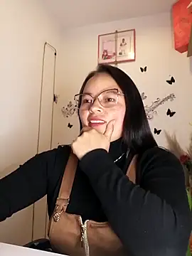 Snapshot of Daliz_Leon chatting on 28, 9, 2025 Daliz Leon online show from 28, 9, 2025