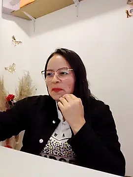 Snapshot of Daliz_Leon chatting on 23, 9, 2025 Daliz Leon online show from 23, 9, 2025