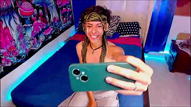 Thedoll ethan7 online show from 18, 4, 2026