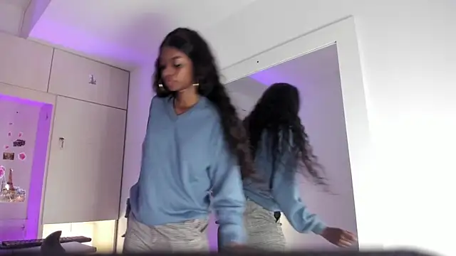 Stefannyevans  online show from 6, 2, 2026