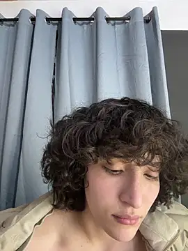 Snapshot of TeensNews18 chatting on 13, 2, 2026 TeensNews18 online show from 13, 2, 2026