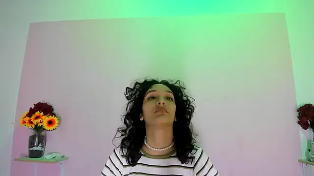 TeensNews18 online show from 28, 10, 2025