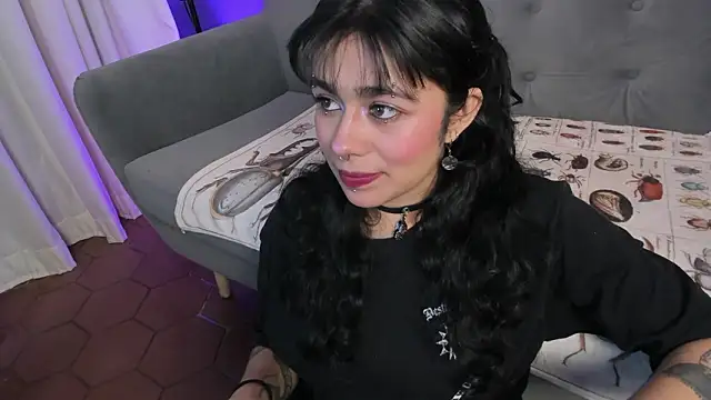 flower smith  online show from 4, 3, 2026