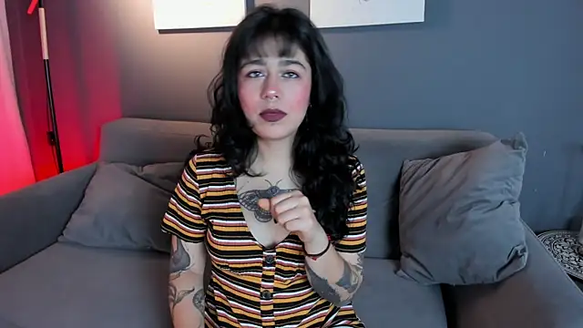 flower smith  online show from 16, 12, 2025