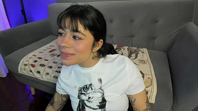 flower smith  online show from 4, 4, 2026