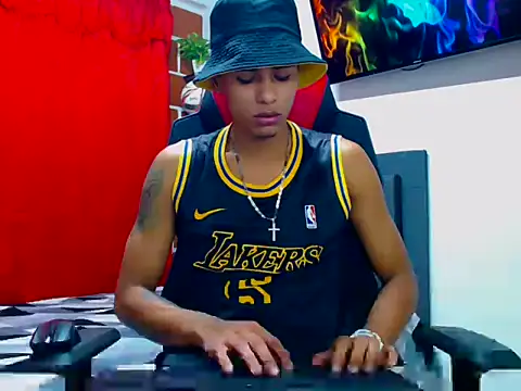 Snapshot of cristian_tayron1 chatting on 4, 7, 2026 cristian tayron1 online show from 4, 7, 2026